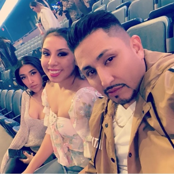 Meet your Posher, Lizet💎🌈🎀 - Picture 6 of 15